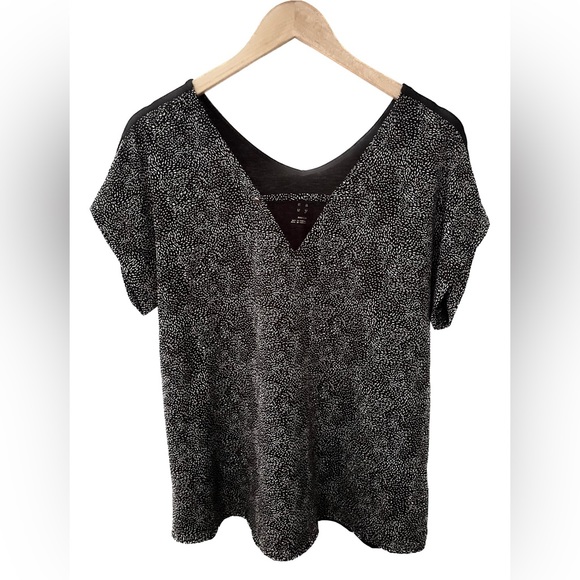 A New Day Short Sleeve Blouse - Picture 1 of 4